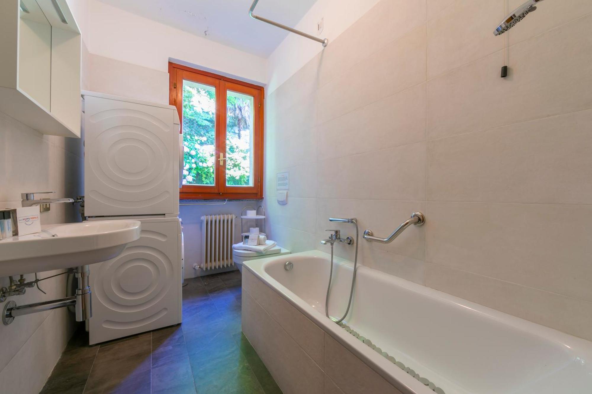 Bella Menaggio Terrazzo Appartement Buitenkant foto